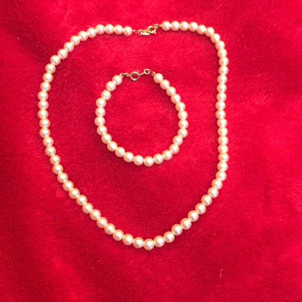 Pearl Necklace set